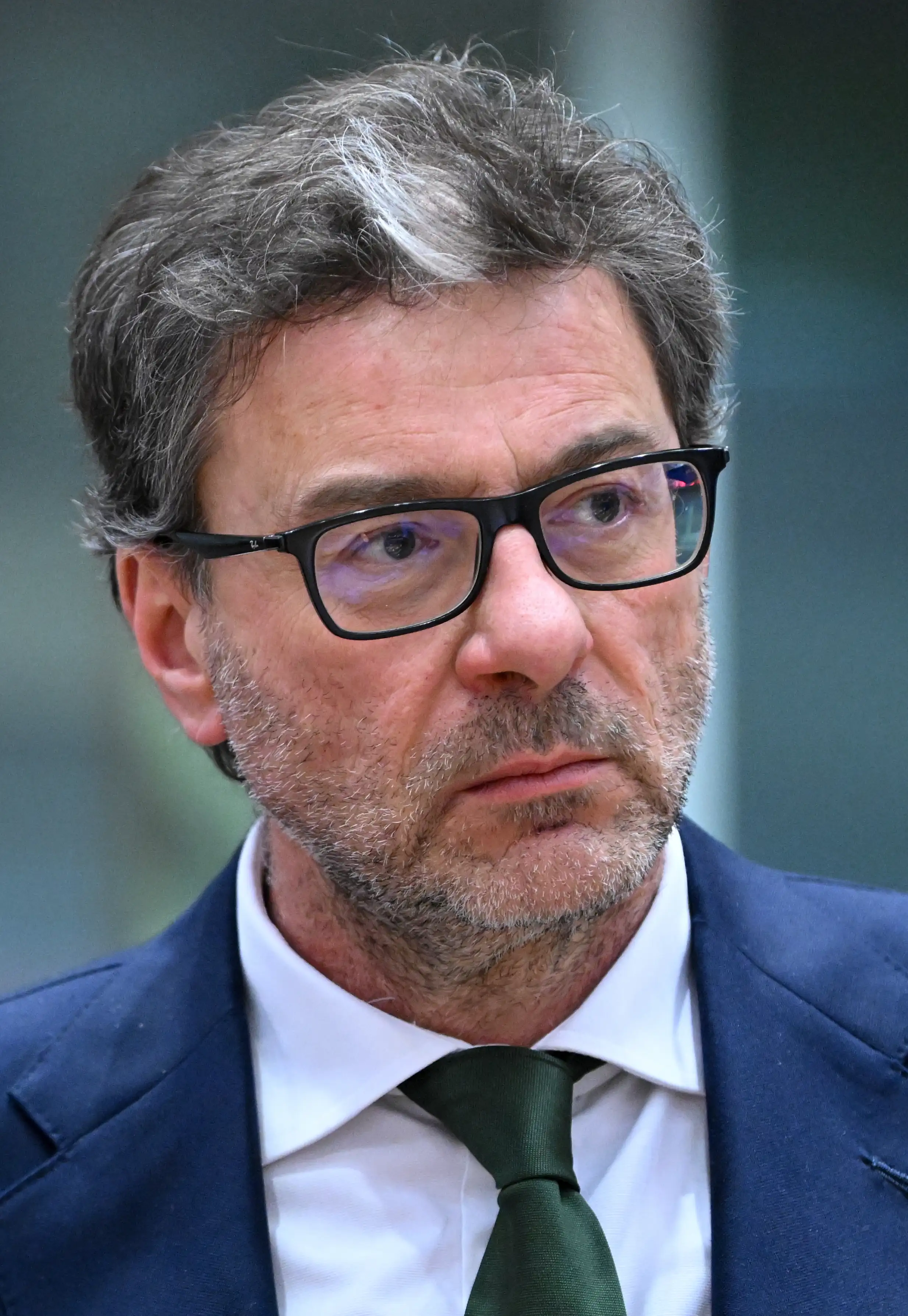 Zrivalendu strumenti finanziari
